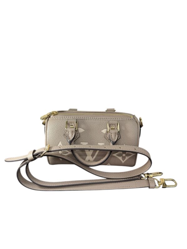 Louis Vuitton Speedy Nano, Cuir monogram empreinte. Etat neuf, avec facture. – Image 3