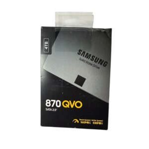 SSD Samsung 870 QVO 4TB, produit neuf.