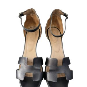 Sandale Hermes Legend P39 en cuir.